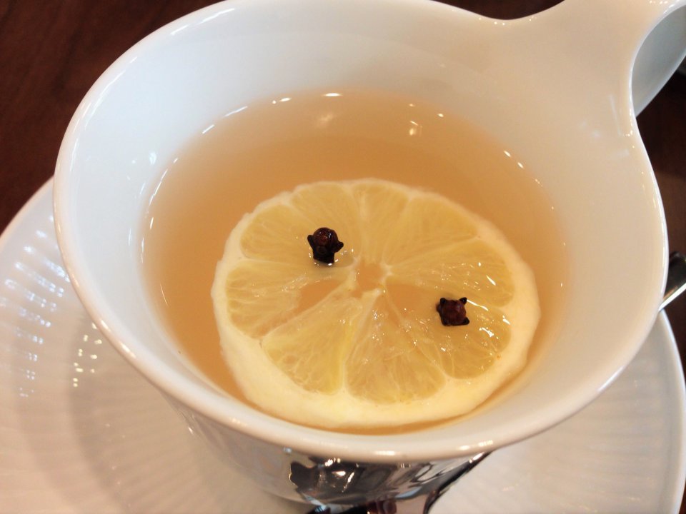 カフェ ≦ 喫茶店の画像