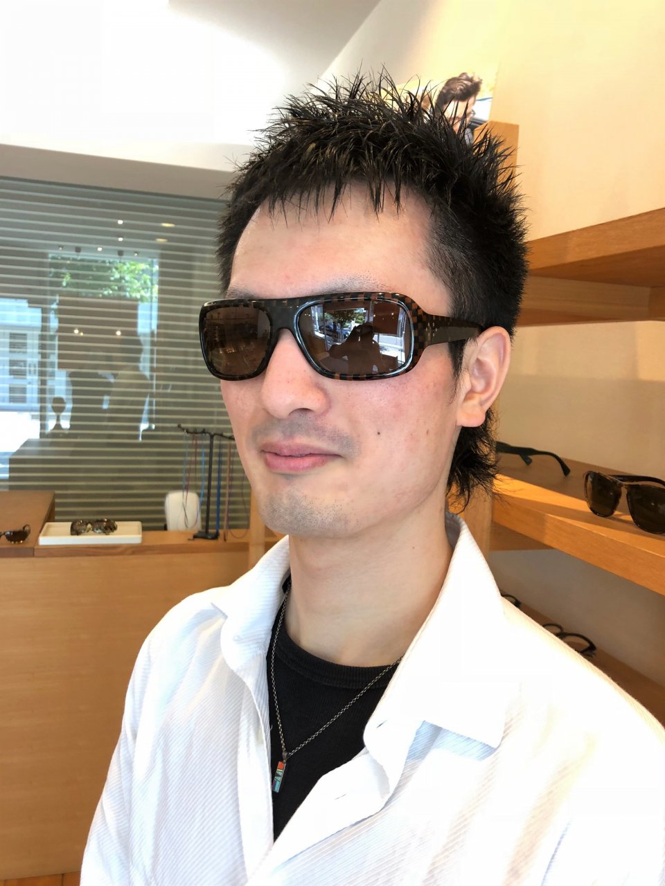 サングラスに呼ばれました！？の画像