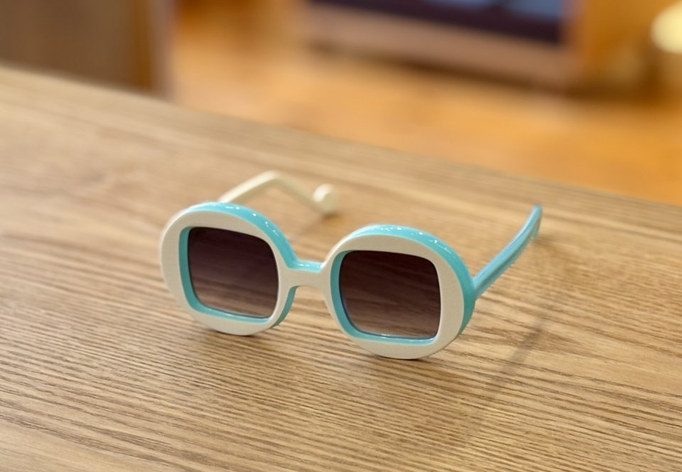 攻めのサングラス！の画像